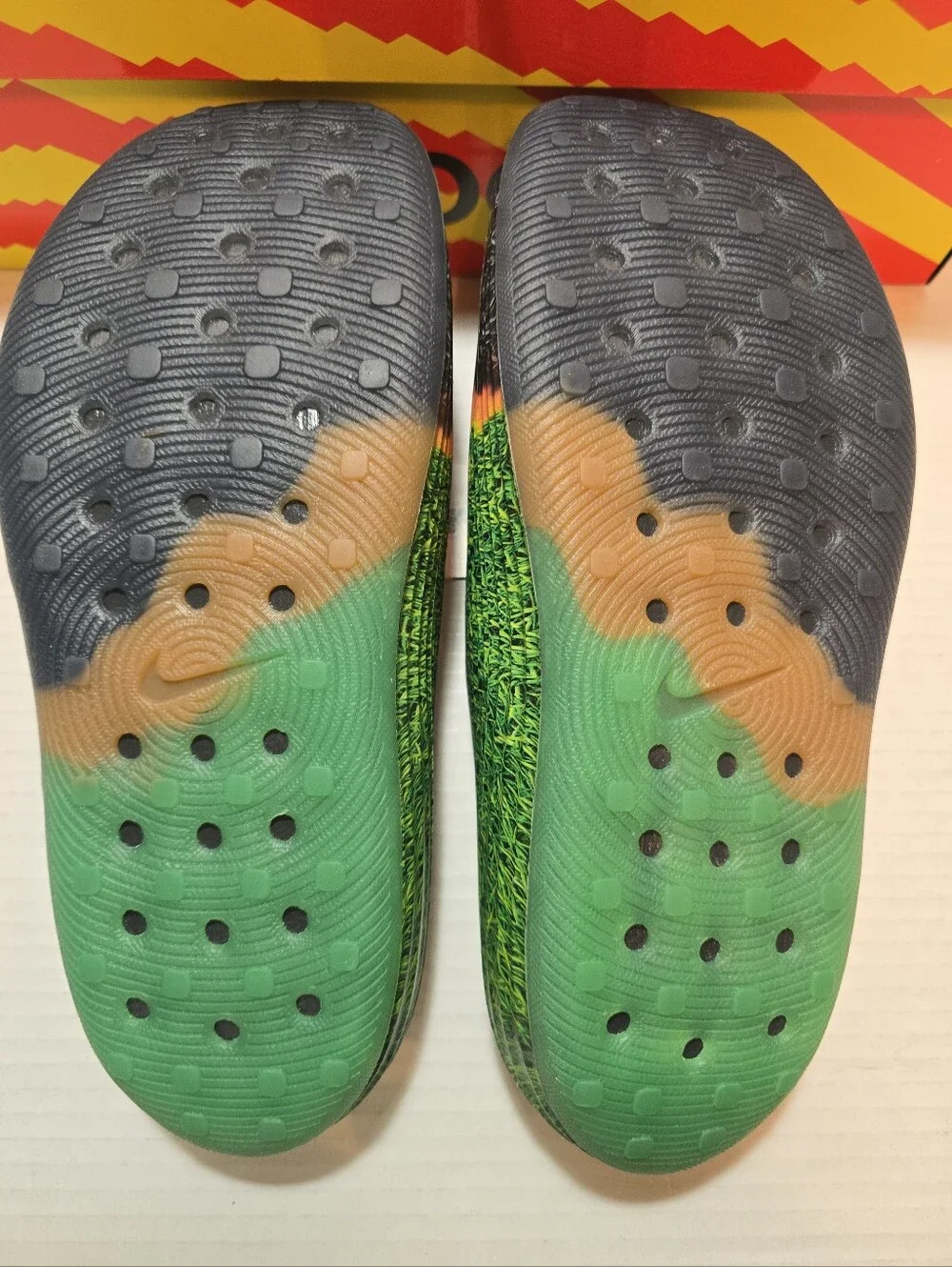 Nike ReactX Rejuven8 Slide .SWOOSH Touch Grass IR0459-001
